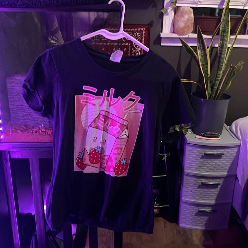 strawberry milk t shirt medium